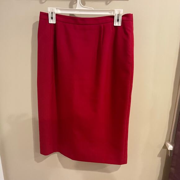Levine Classics Red Skirt Suit Size 12 - Picture 7 of 8